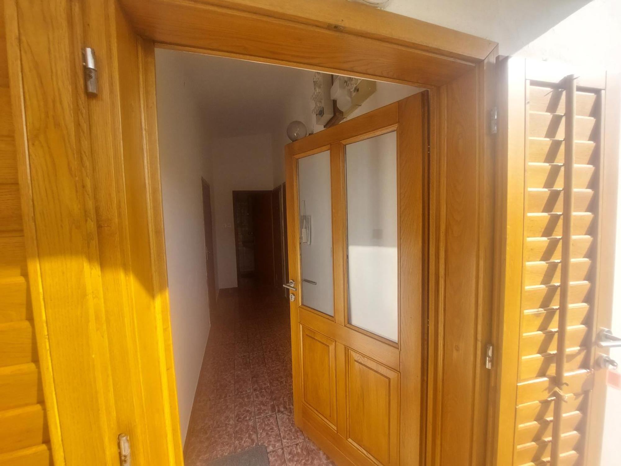 Studio-App Iva, Balcony With Sea View - 50 M From Beach Pag Town Exterior photo